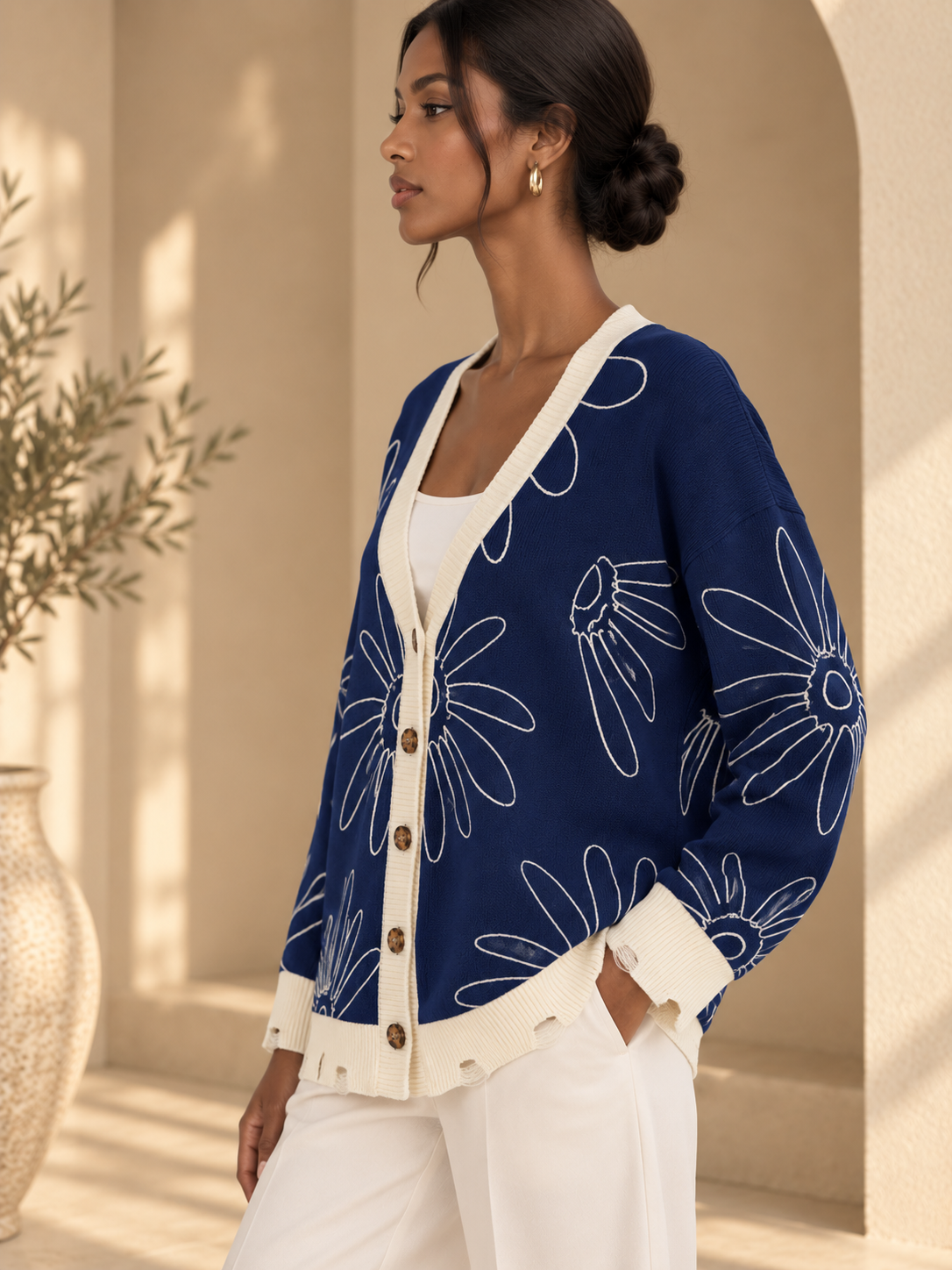 Women’s Jacquard V-Neck Contrast Knit Cardigan