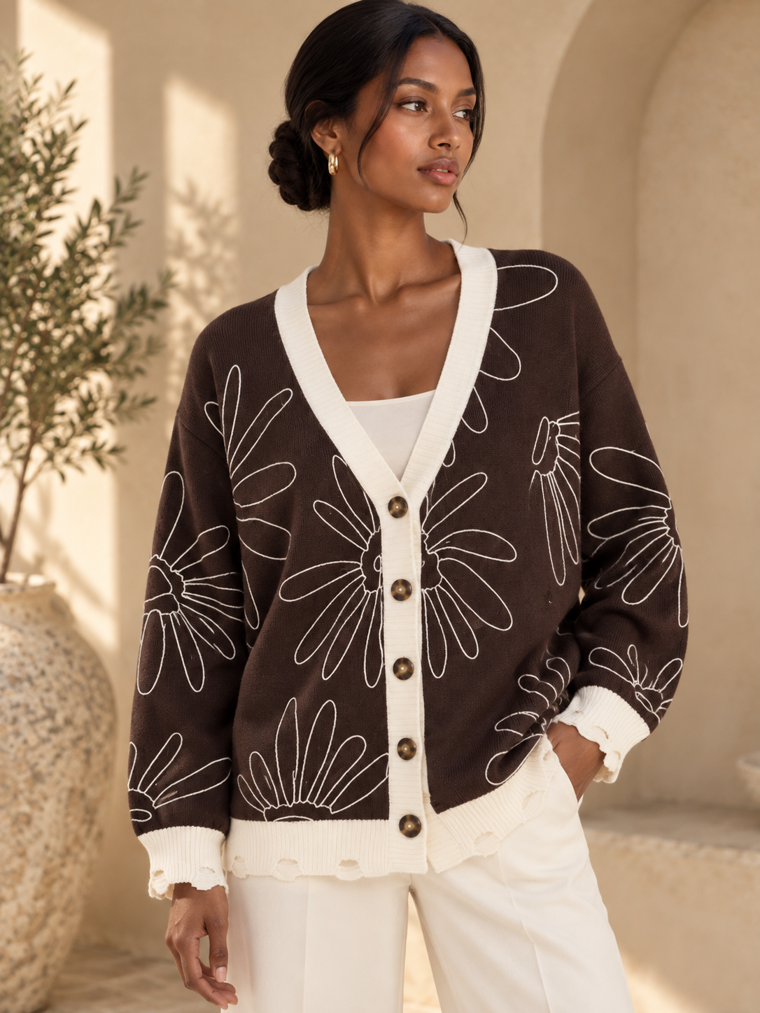 Women’s Jacquard V-Neck Contrast Knit Cardigan