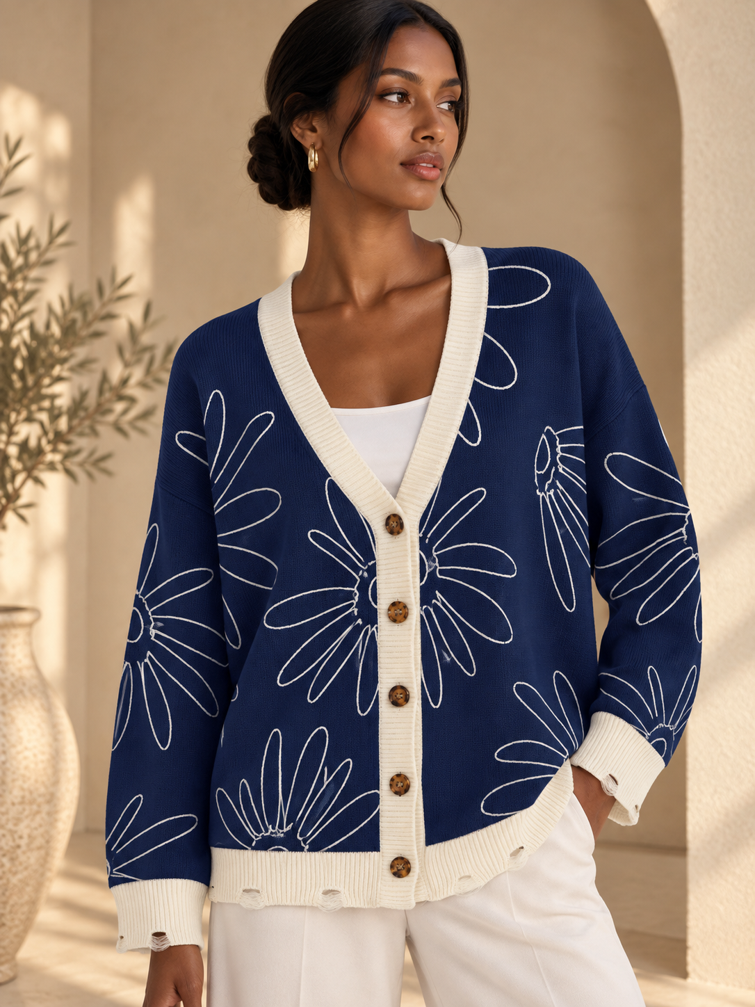 Women’s Jacquard V-Neck Contrast Knit Cardigan