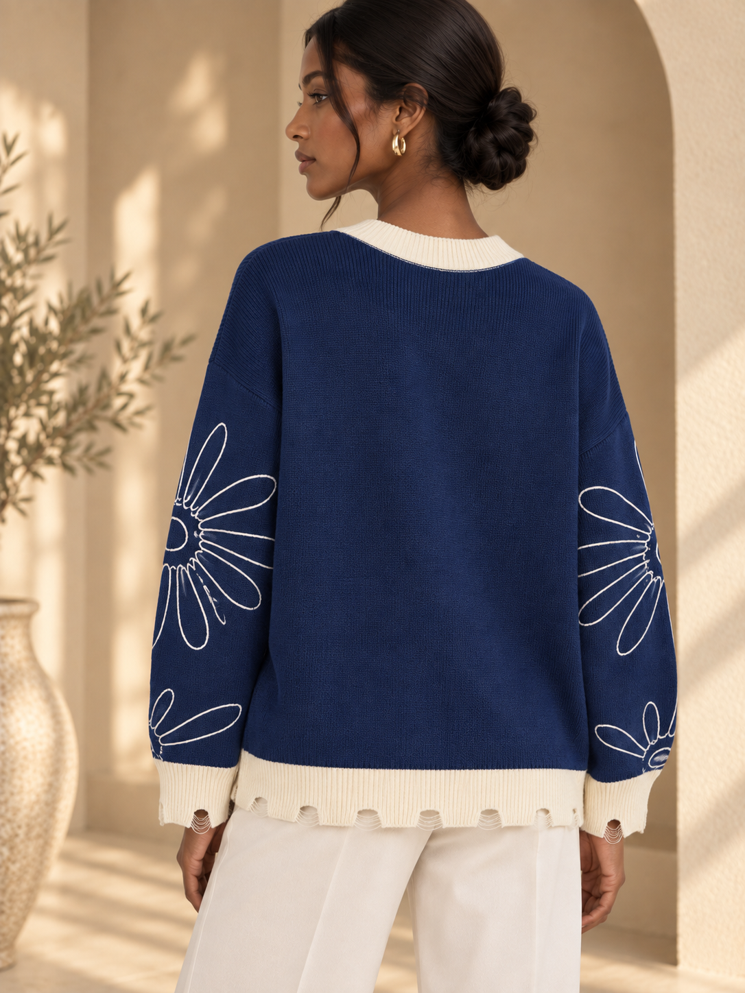 Women’s Jacquard V-Neck Contrast Knit Cardigan